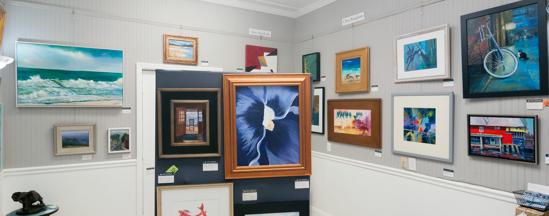 Art Harbor Gallery Interior